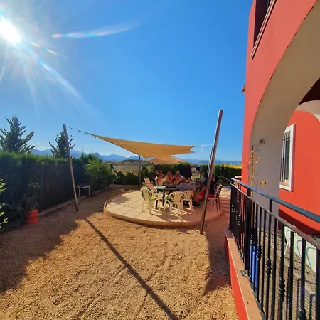 فيلة Alicante - Bonalba Golf موتيكْتْساميل